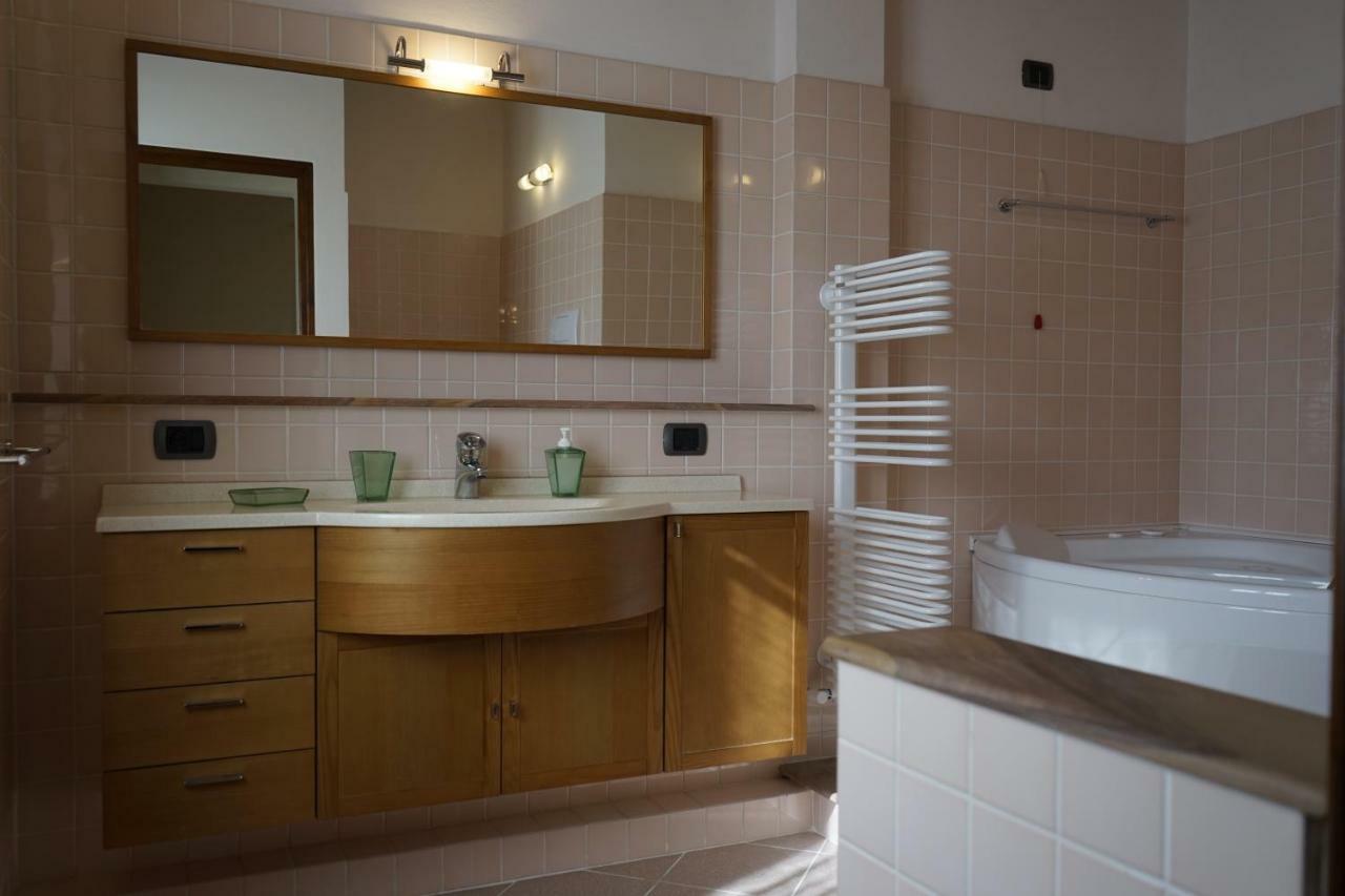 Apartament La Vedetta Lukka Zewnętrze zdjęcie